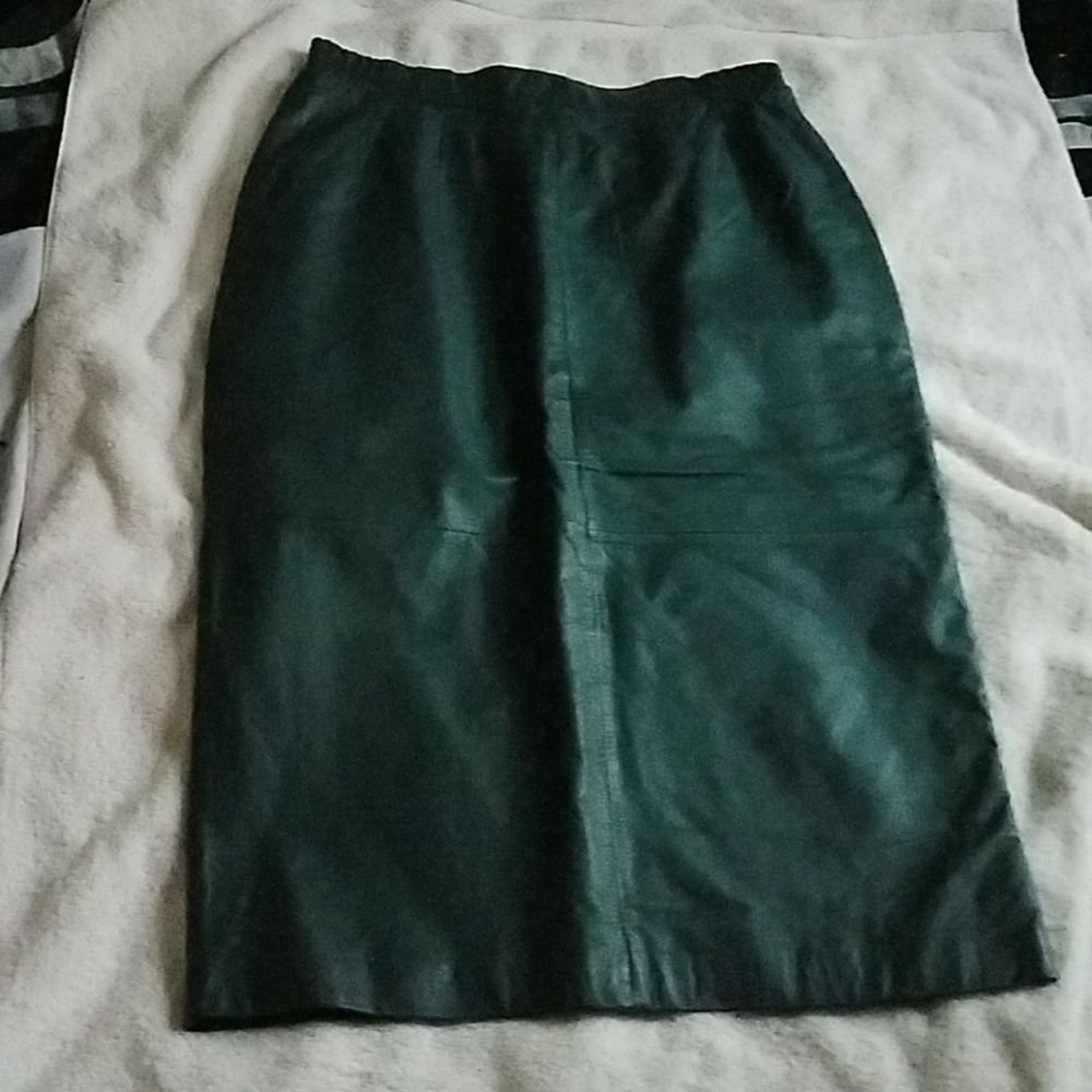 Leather skirt